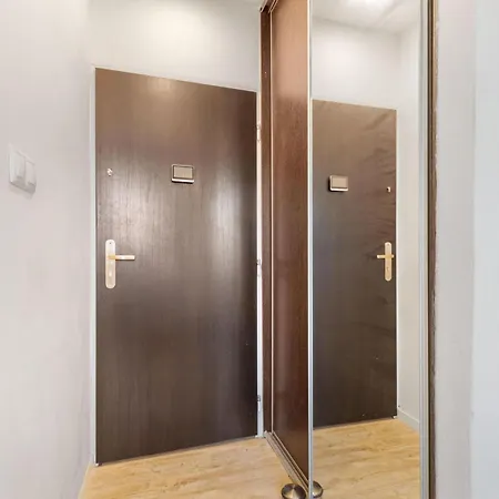 Apartment 20 Minutes From City Center W Coffee, Tea, Tv, And Parking Bratislava Exterior photo