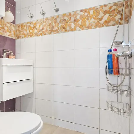 Apartment 20 Minutes From City Center W Coffee, Tea, Tv, And Parking Bratislava Exterior photo