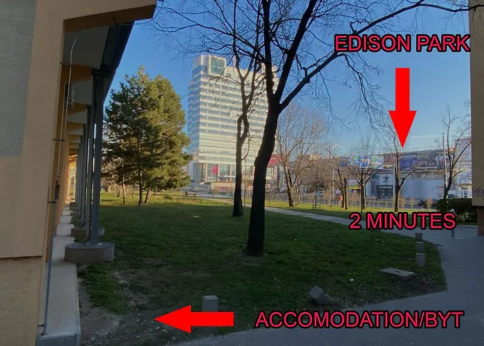 Apartment 20 Minutes From City Center W Coffee, Tea, Tv, And Parking