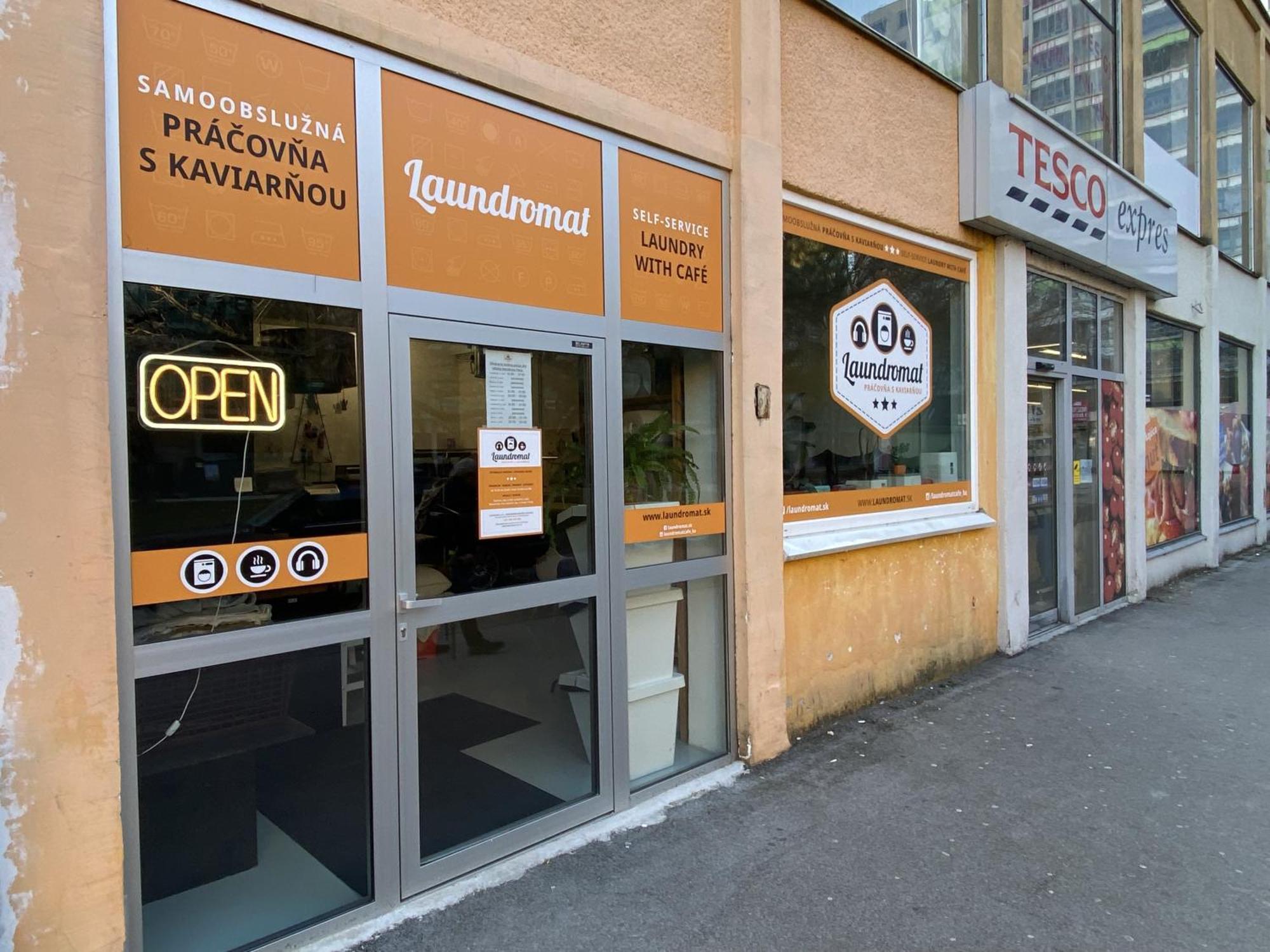 20 Minutes From Center W Coffee, Tea, Tv, And Parking Apartmán Bratislava