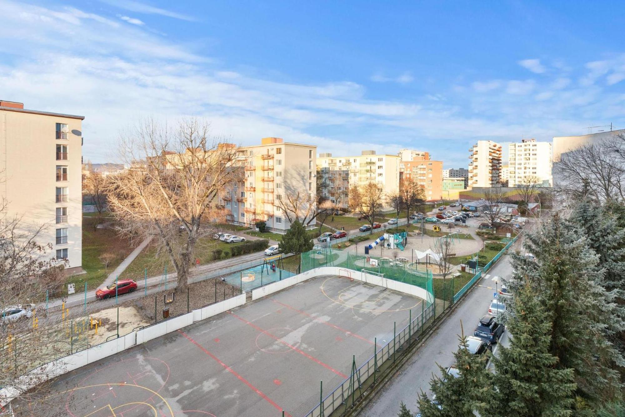 Apartmán 20 Minutes From Center W Coffee, Tea, Tv, And Parking *